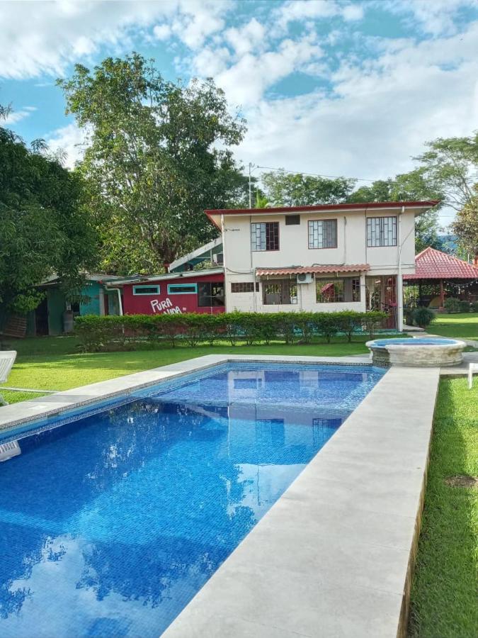 Yubarta Lodge Увита Екстериор снимка