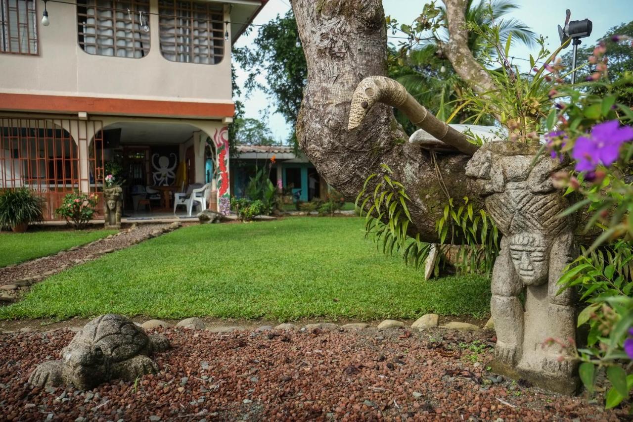 Yubarta Lodge Увита Екстериор снимка