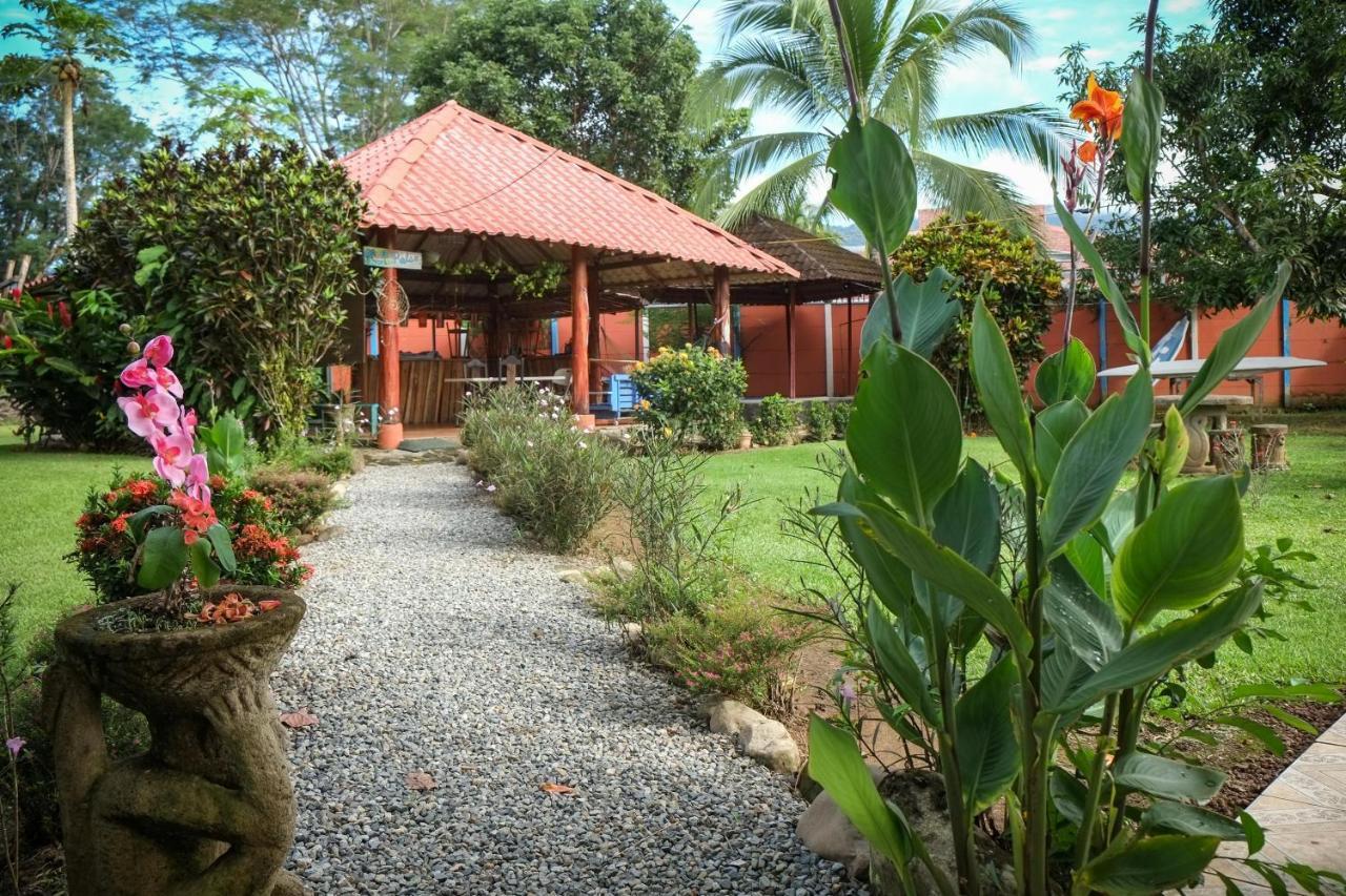 Yubarta Lodge Увита Екстериор снимка